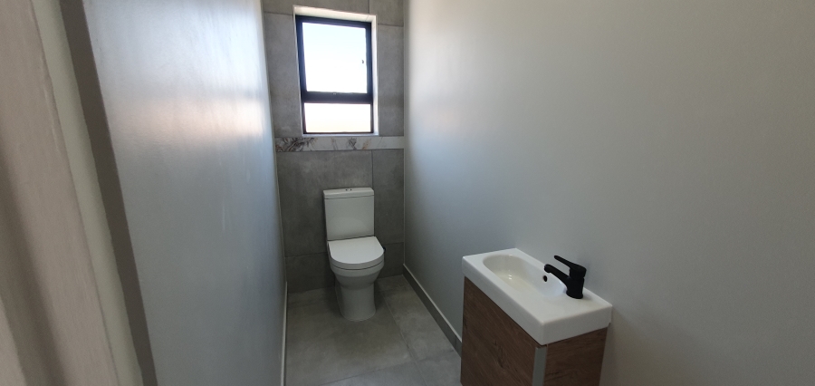3 Bedroom Property for Sale in Myburgh Park Western Cape